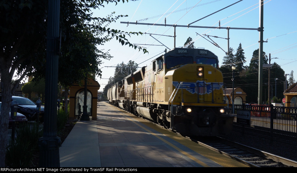 UP 9914 Leads the Mission Bay Local